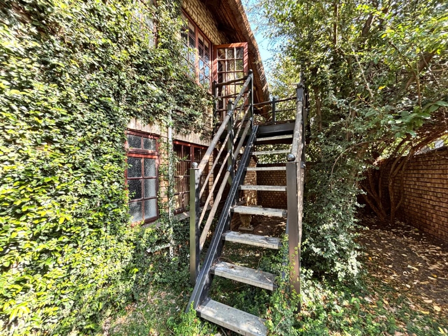 3 Bedroom Property for Sale in Mooivallei Park North West